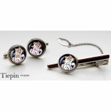 Mother of Pearl Tie Clip and Cufflinks Set with Tiger Design